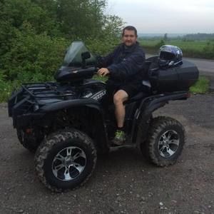 Meet your Posher, Bobby